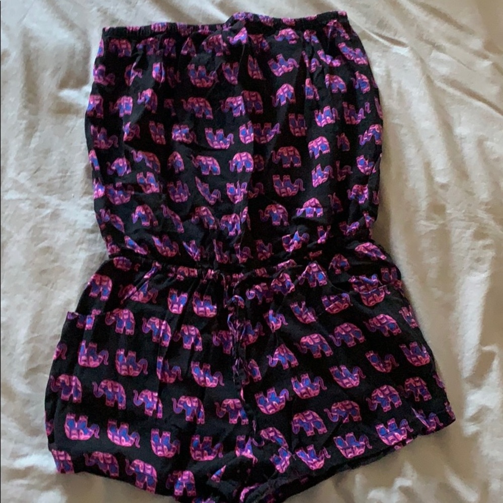 Women’s sleeveless romper size small